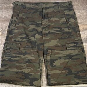 Sanctuary Standard Surplus Camo Cargo Pants – Green Camouflage | Women’s 31